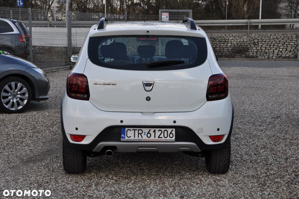 Dacia Sandero Stepway TCe 90 Prestige - 4