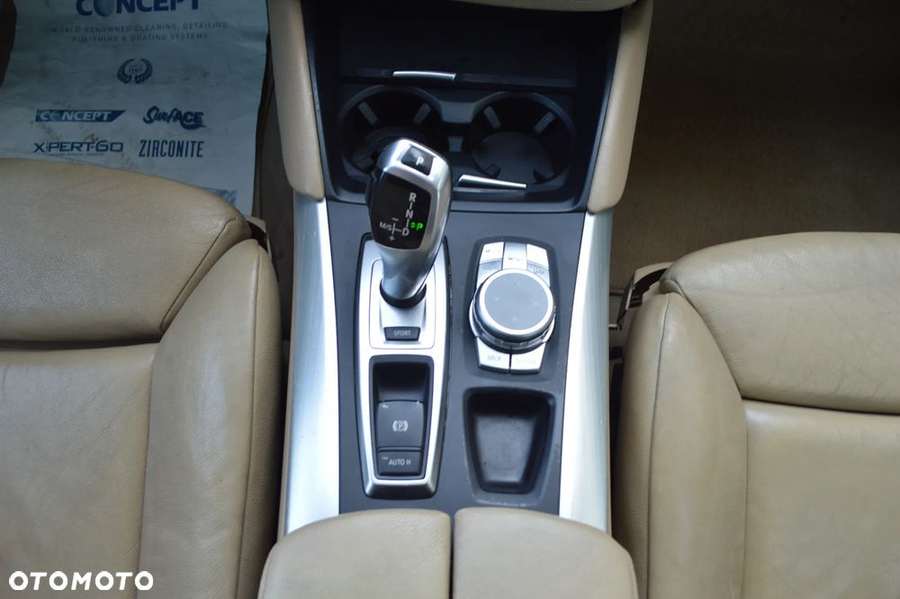BMW X6 50i xDrive - 23