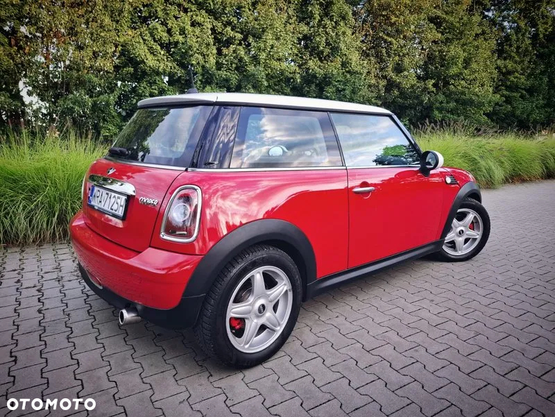 MINI Cooper Standard - 14