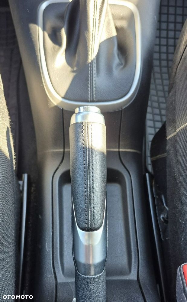 Citroën C3 Pure Tech 110 S&S EAT6 MAX - 19
