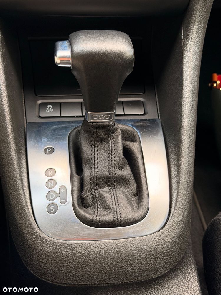 Volkswagen Golf 1.4 TSI Comfortline DSG - 3