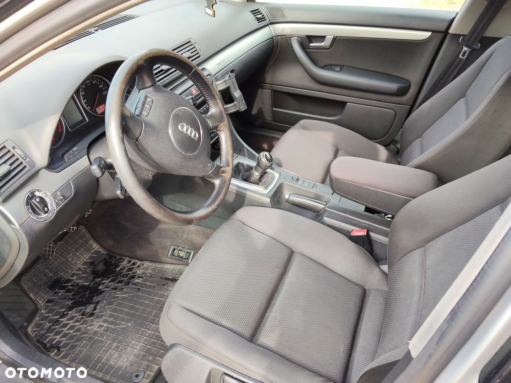 Audi A4 Avant 1.8T Quattro - 9