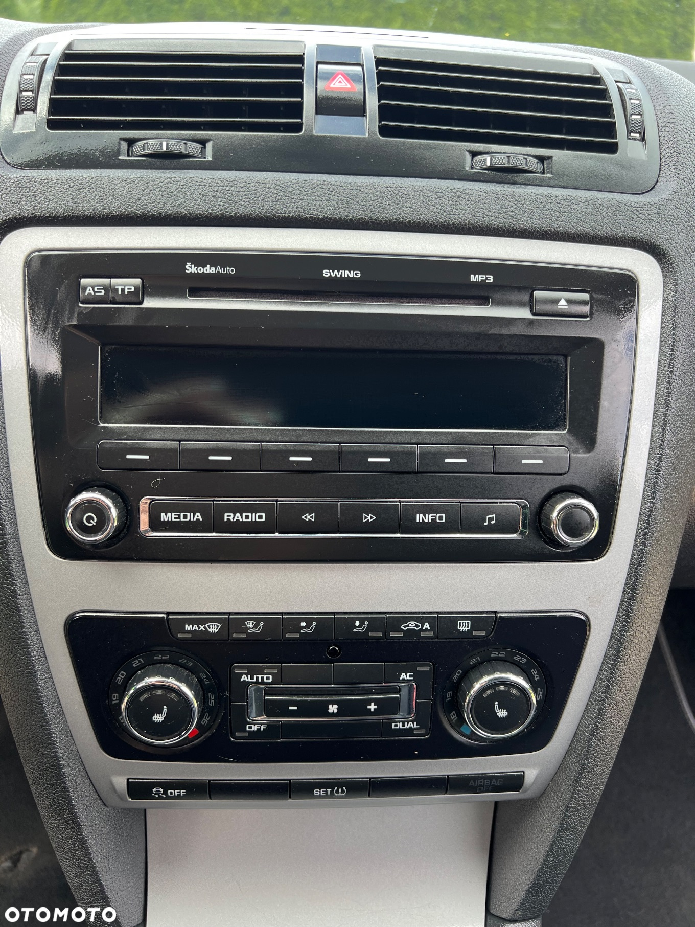 Skoda Octavia 1.8 TSI FAMILY - 32