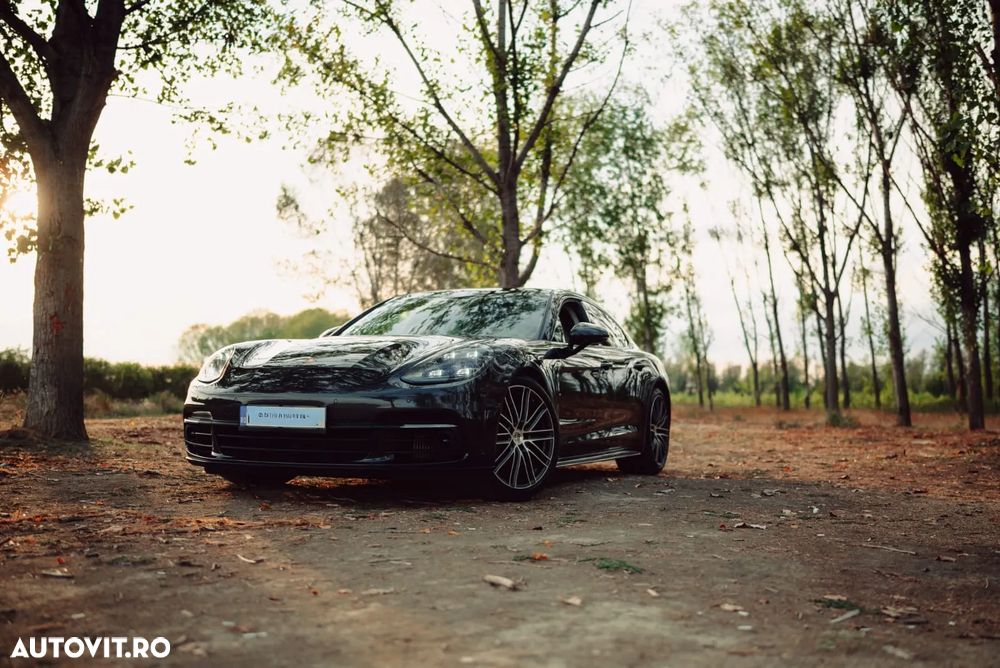 Porsche Panamera 4S - 11