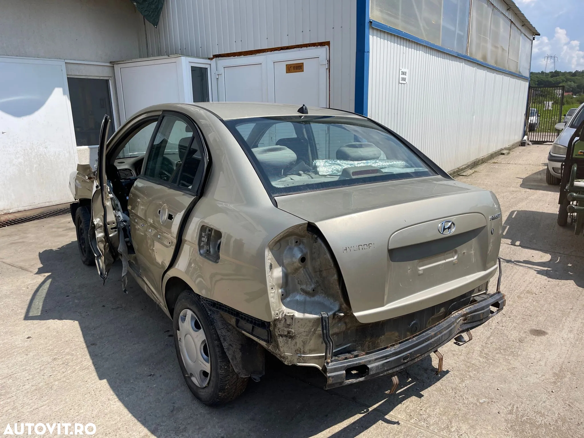 Dezmembrari Hyundai Accent 2008 / 1.4 Benzina - 4