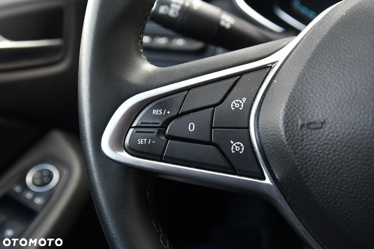 Renault Clio - 33