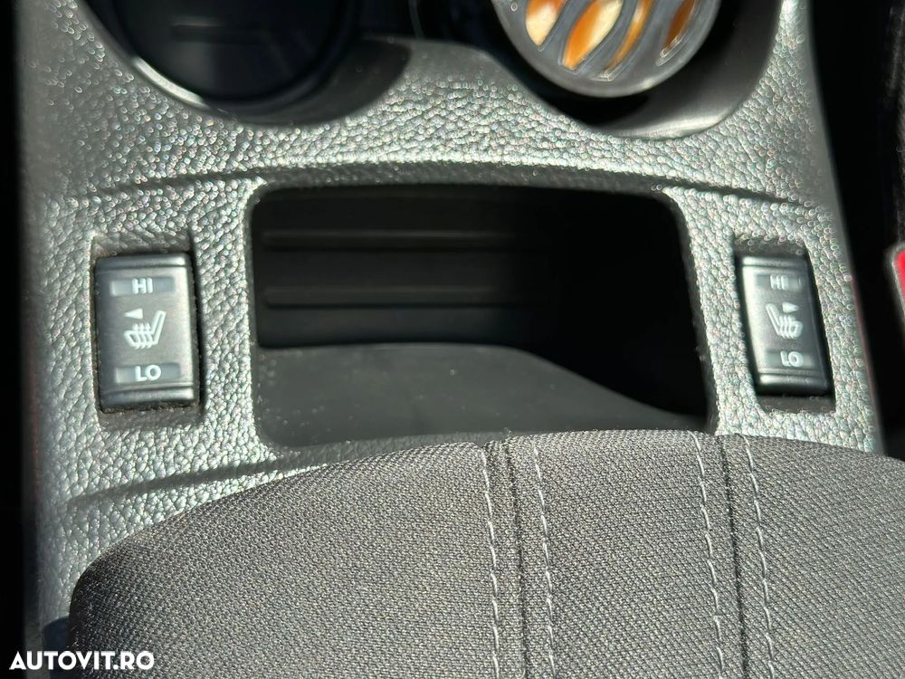 Nissan Qashqai 1.5 DCI Start/Stop N-Connecta - 33