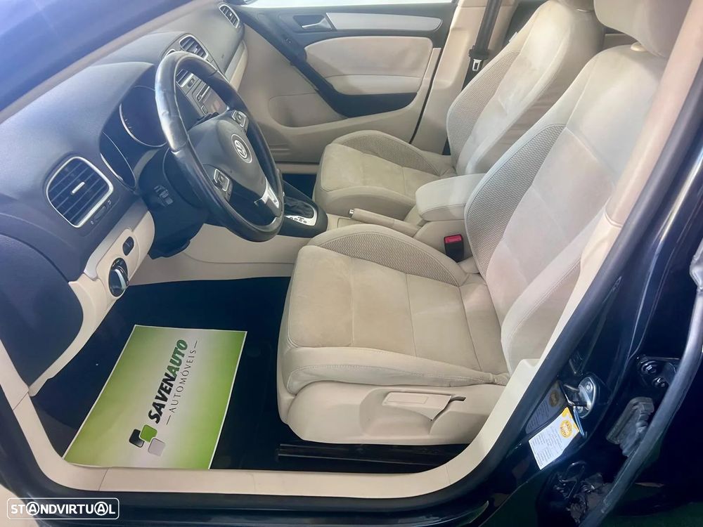 VW Golf 2.0 TDi Confortline DSG - 26