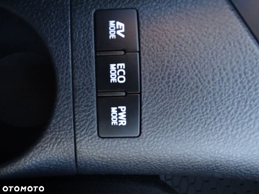 Toyota Auris 1.8 HSD Luna - 16