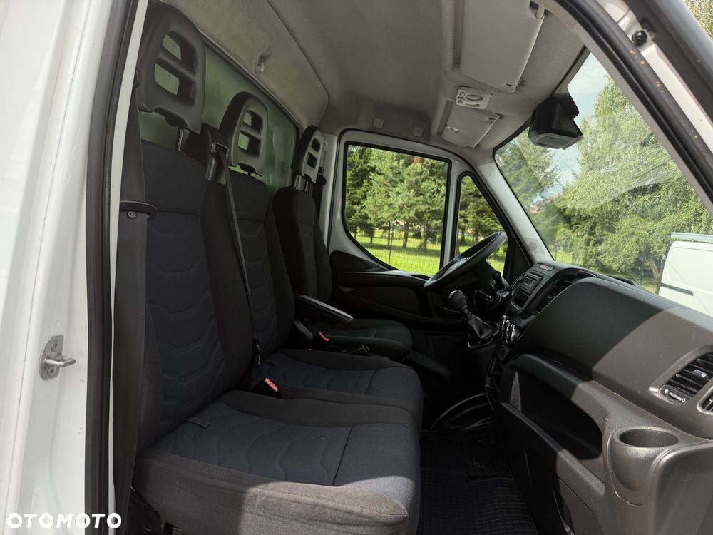 Iveco DAILY / 2.3D / KONTENER / WINDA / FV23% / BLIŹNIAK /UDT - 19