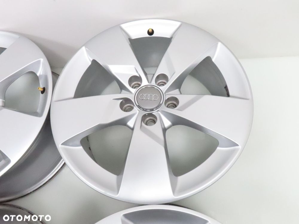 Alufelgi 17'' Audi TT 5x112 7J ET47 8S0601025J - 7