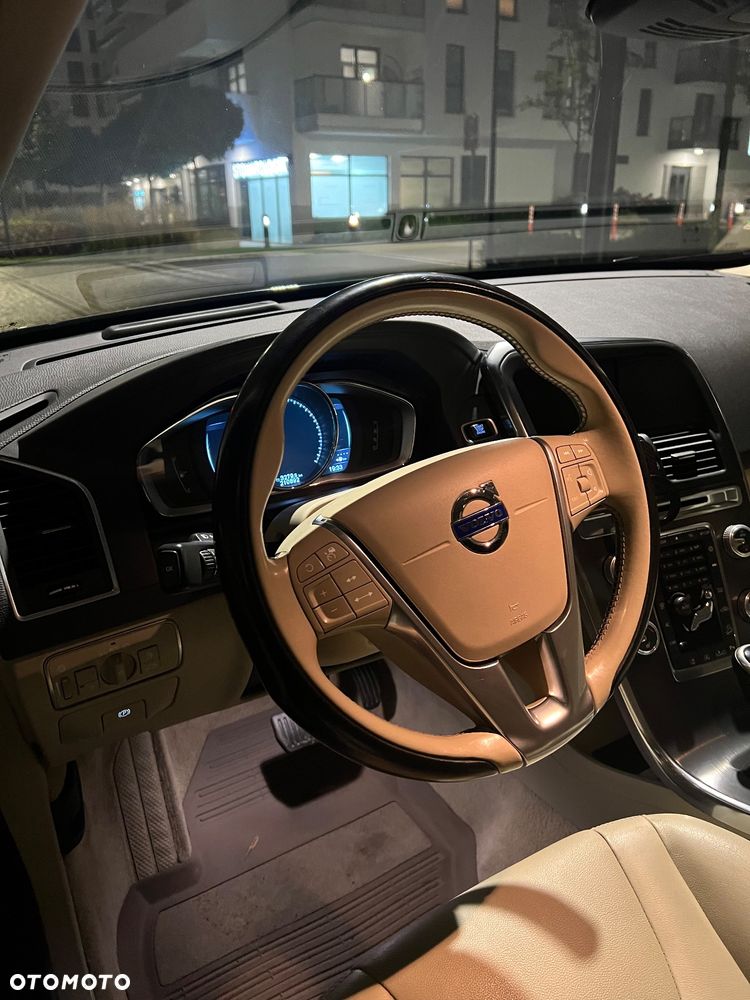Volvo XC 60 D4 AWD Summum - 37