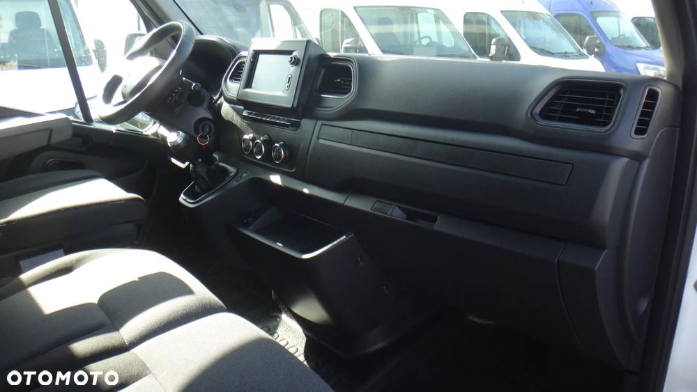 Renault Master - 11