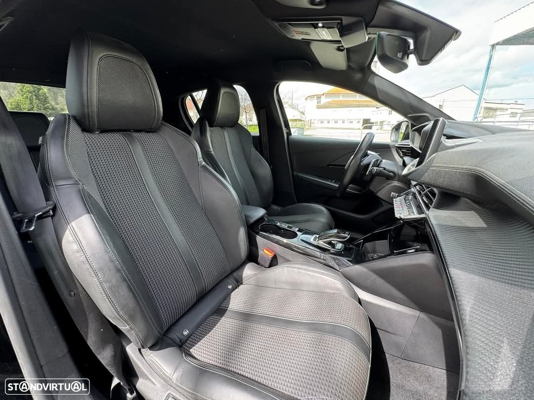 Peugeot 208 1.2 PureTech GT Line EAT8 - 25
