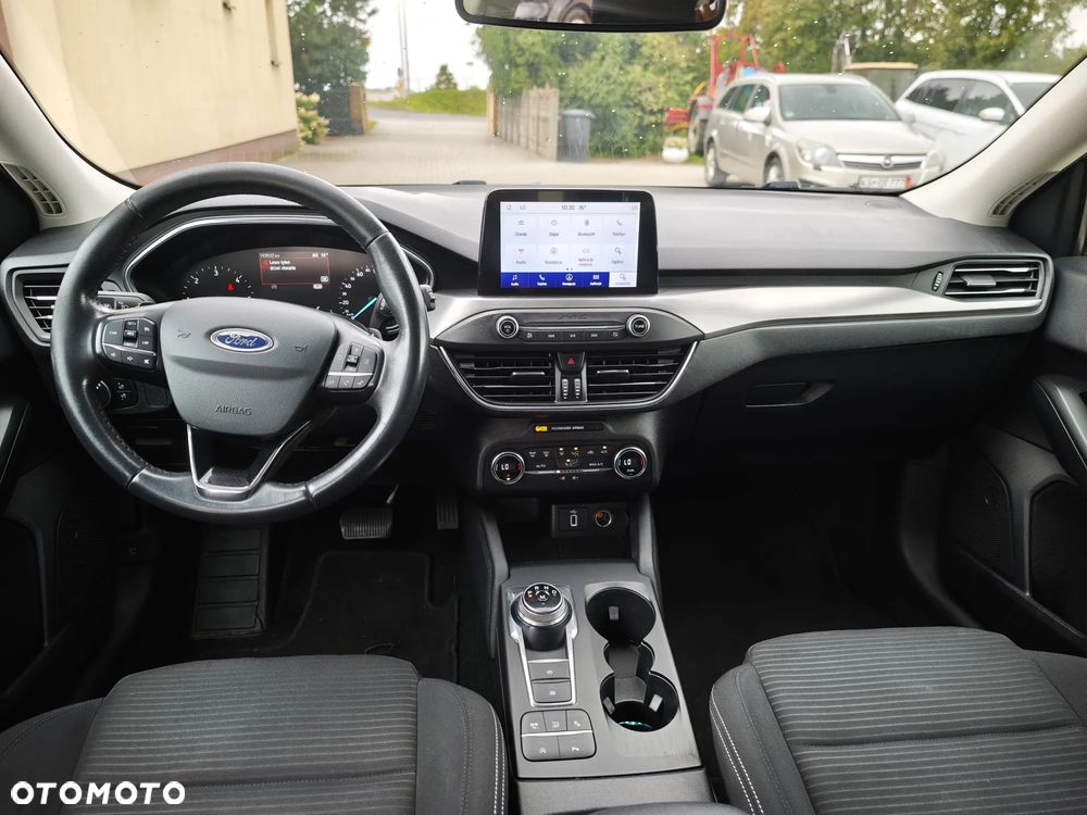 Ford Focus 1.5 EcoBlue Start-Stopp-System TITANIUM - 24