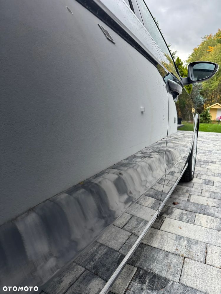 Volkswagen Passat Variant 2.0 TDI DSG BlueMotion Technology Comfortline - 11