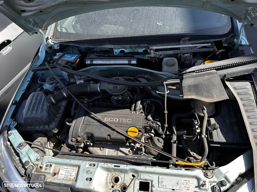 Opel Corsa C 1.2 de 2002 para peças - 5