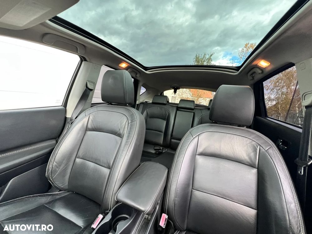 Nissan Qashqai 2.0 dCi DPF 4x4 Aut tekna - 13