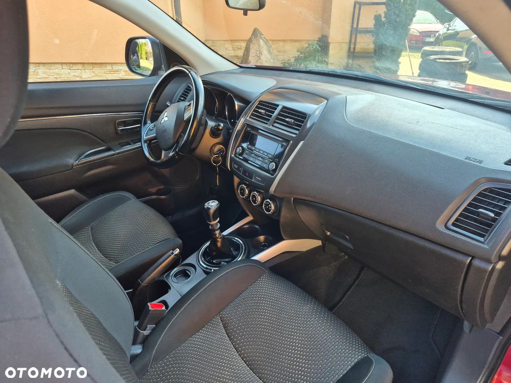 Mitsubishi ASX 1.8 DI-D 2WD Inform - 11