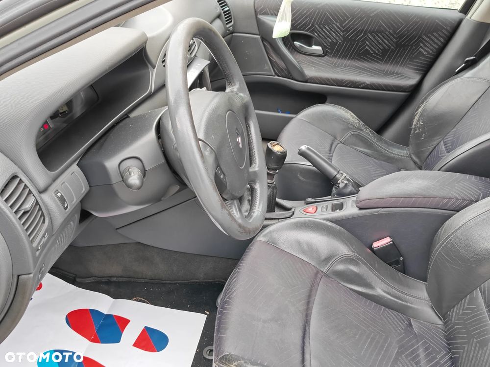 Renault Laguna 1.9 dCi Privilege - 7