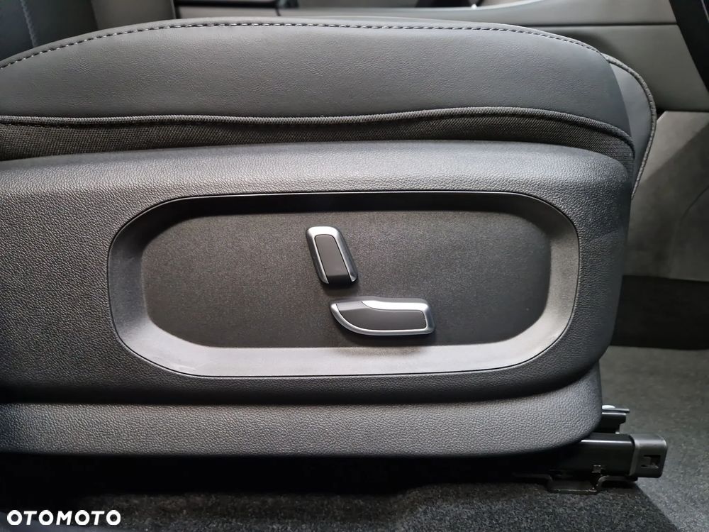 Omoda 7 1.5 T-GDi Super Hybrid Luxury - 25