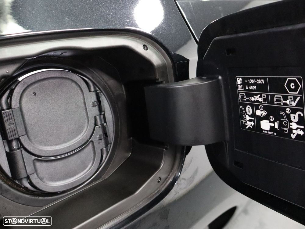 Mercedes-Benz A 250 e Style Plus - 24