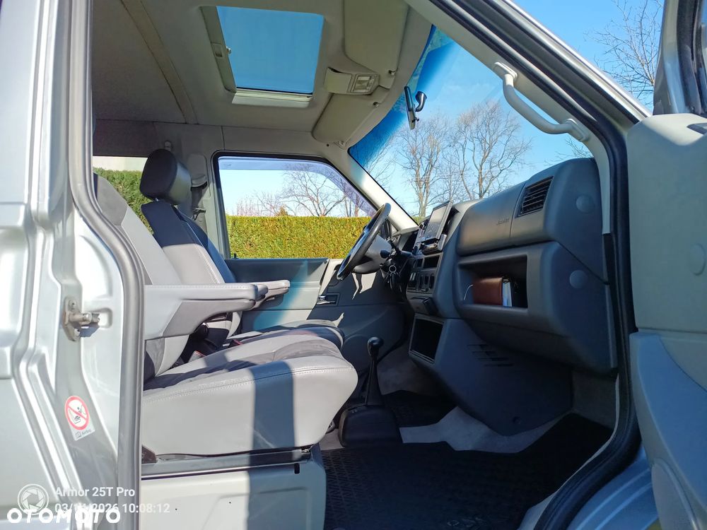 Volkswagen Transporter - 21