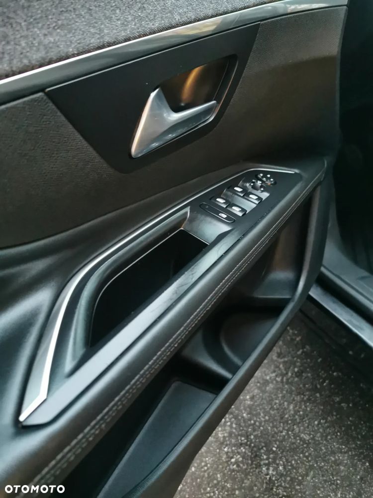 Peugeot 3008 BlueHDi 120 Stop & Start Allure - 15