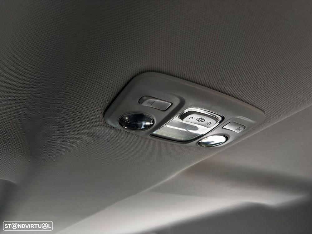 Peugeot e-Traveller 75 kWh Long - 19