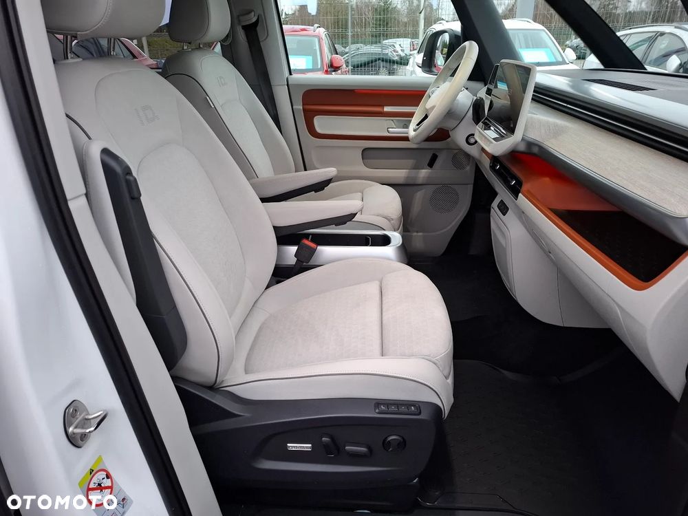 Volkswagen ID. Buzz - 13