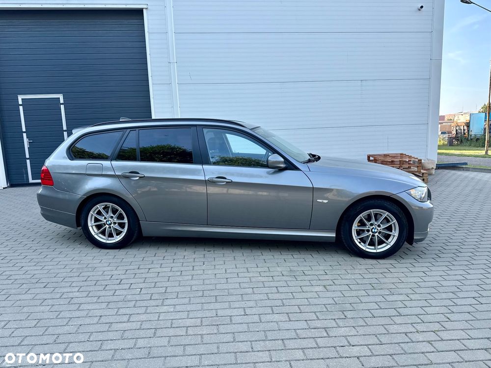 BMW Seria 3 - 12