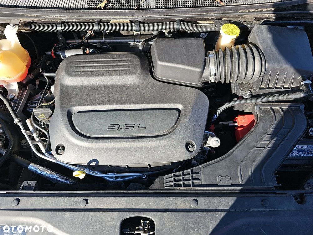 Chrysler Pacifica - 13
