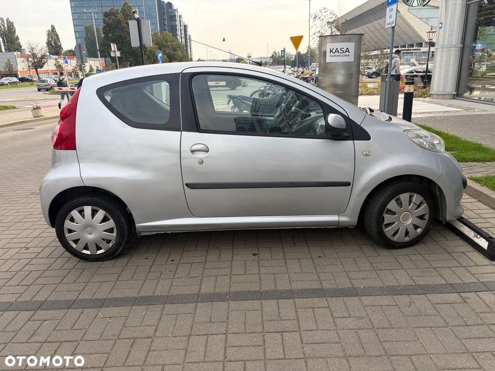 Peugeot 107 70 2-Tronic Filou - 2
