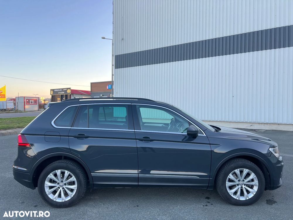 Volkswagen Tiguan 2.0 TDI 4Mot DSG Highline - 9