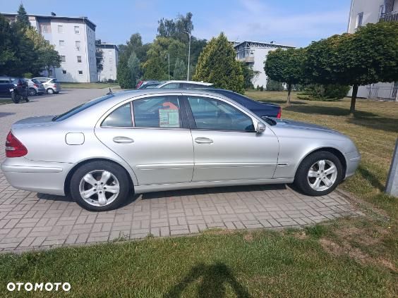 Mercedes-Benz Klasa E 200 CDI Classic - 1
