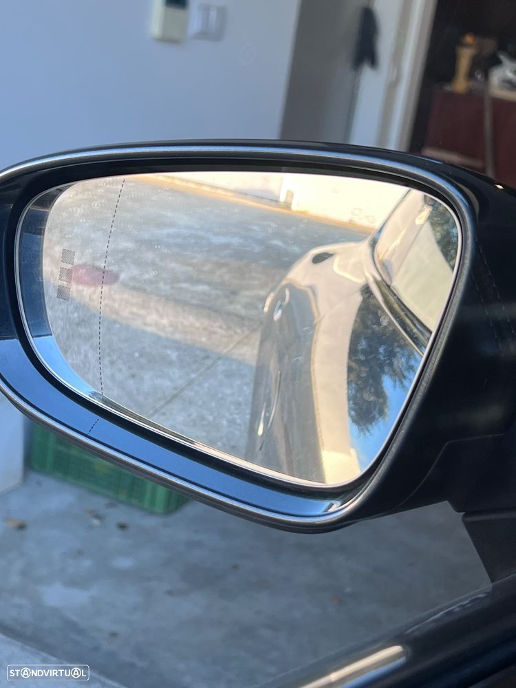 Porsche Taycan 4S - 14