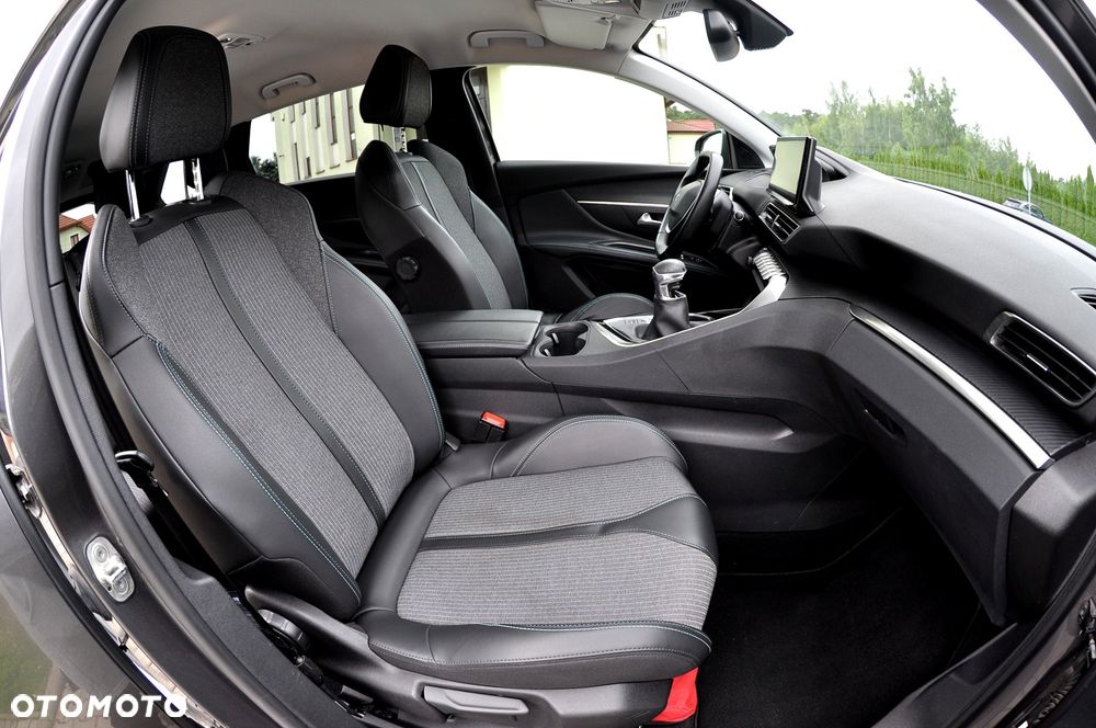 Peugeot 5008 BlueHDi 130 Allure Pack - 24