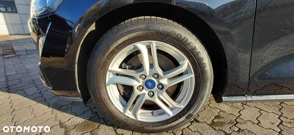 Ford Focus 1.5 EcoBlue SCR Connected - 28