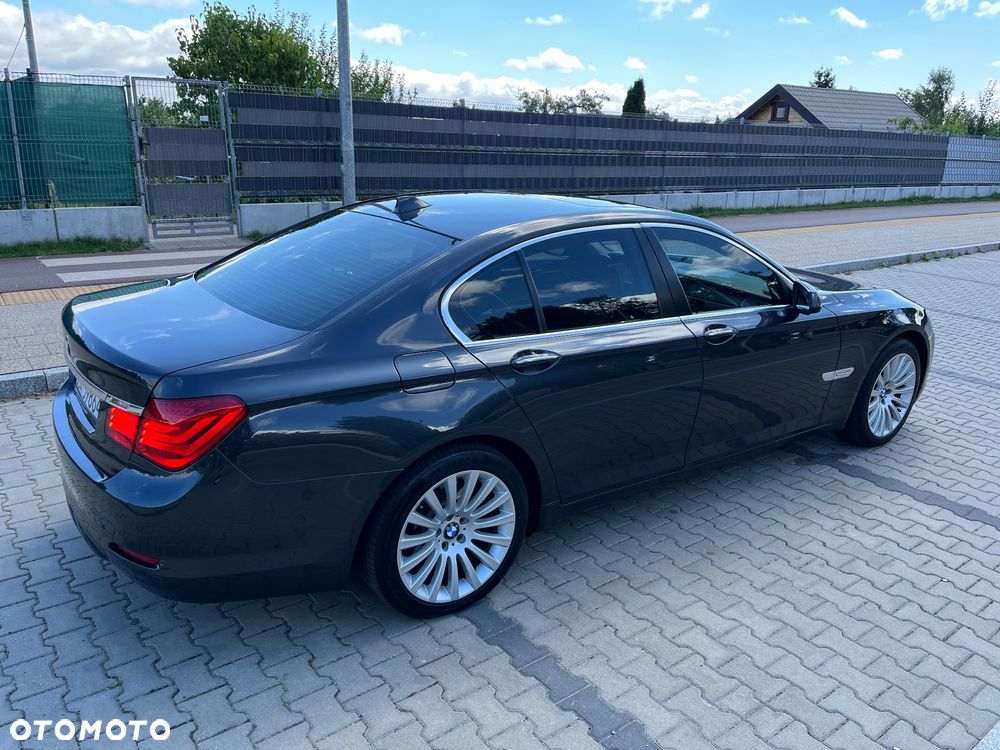 BMW Seria 7 730d - 4
