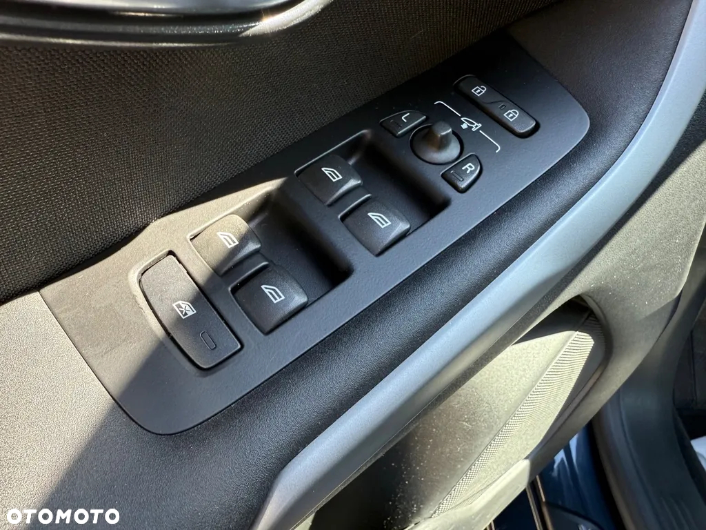 Volvo V40 D2 Geartronic Momentum - 20