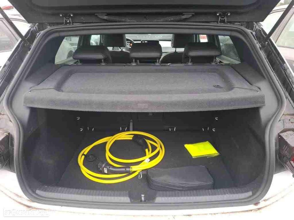 VW ID.3 Pro Performance - 8