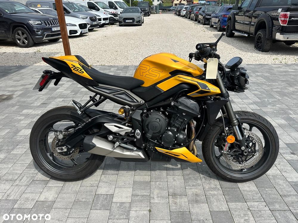 Triumph Street Triple - 2