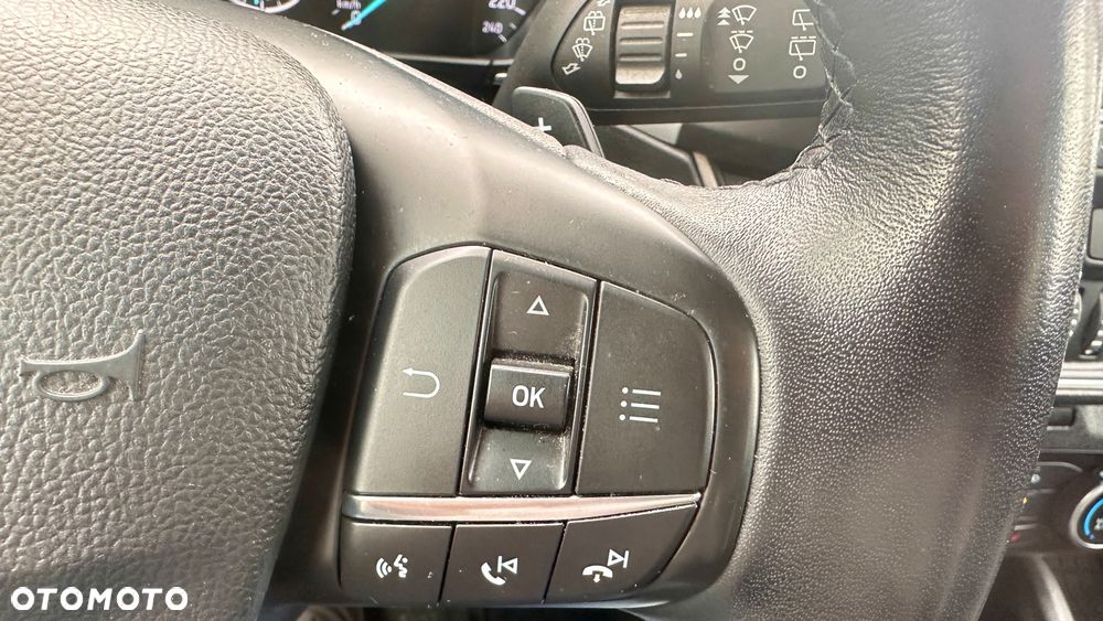 Ford Focus 1.5 EcoBlue Start-Stopp-System ST-LINE DESIGN - 34