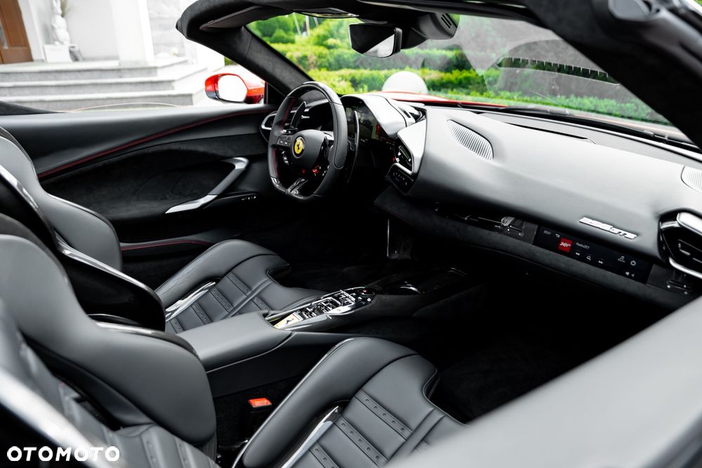 Ferrari 296 GTS - 29