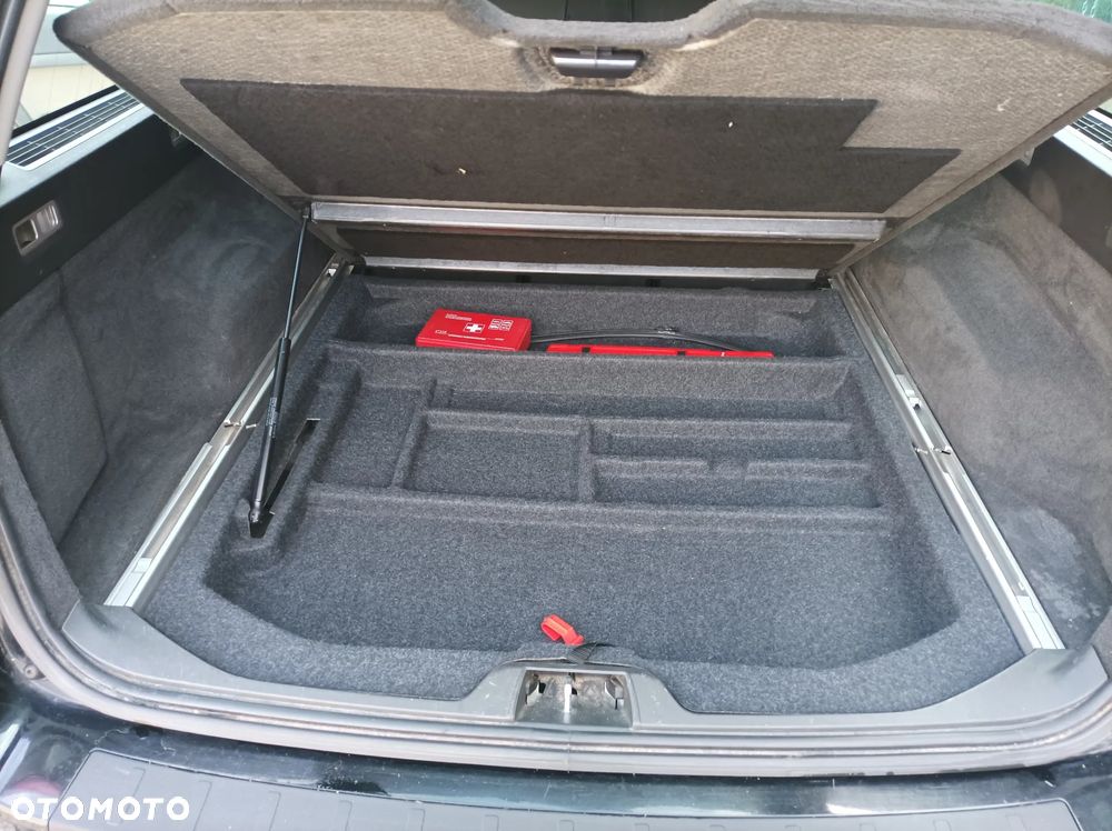 Volvo V70 2.0D Summum - 32