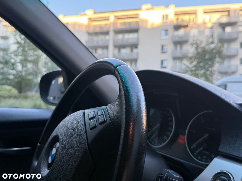 BMW Seria 3 - 11