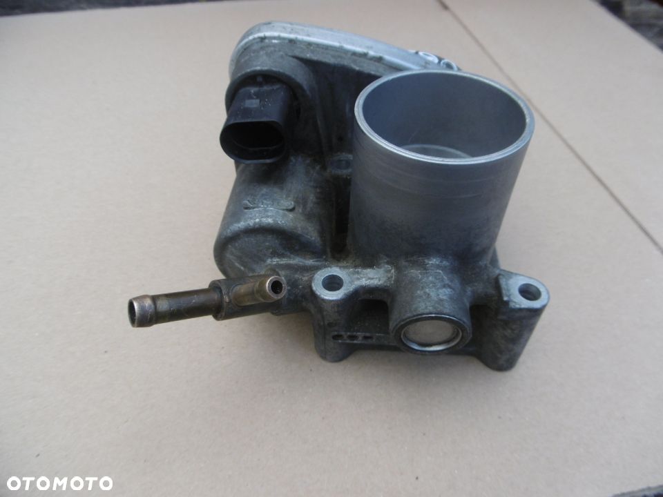 Przepustnica Skoda Fabia 1,4MPI 047133062D - 4