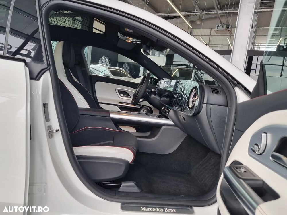 Mercedes-Benz CLA 250+ mit EQ Technologie - 14