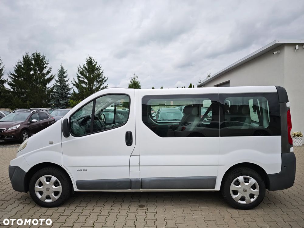 Renault Trafic L1H1 Passenger Lux - 4
