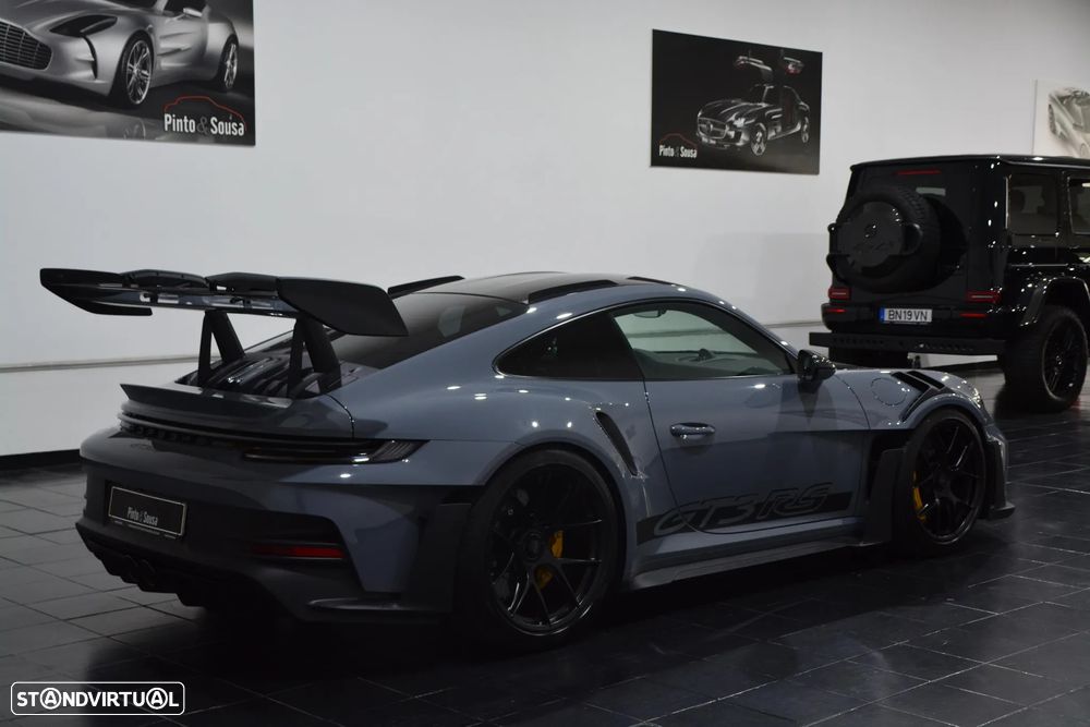 Porsche 911 (992) GT3 RS - 12
